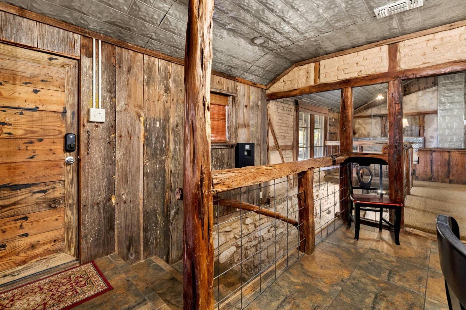 Villa #6 The Root Cellar At Garrison In Gruene New Braunfels Esterno foto